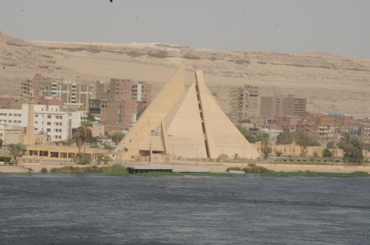 King Akhenaton Hotel Al Minya Exteriör bild