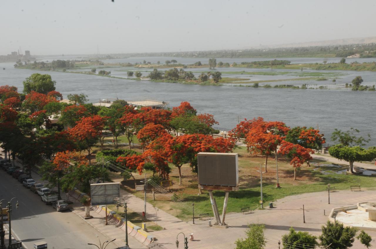 King Akhenaton Hotel Al Minya Exteriör bild